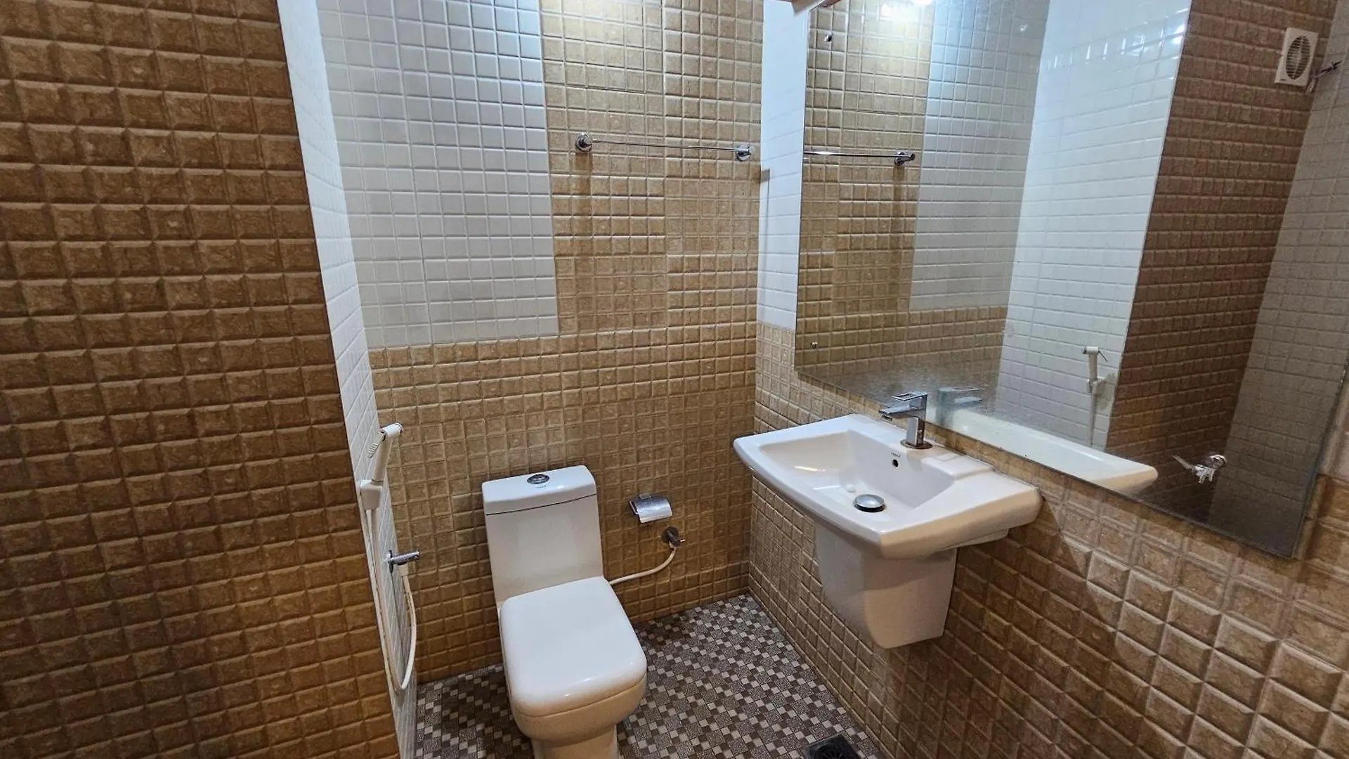 Deira City Residency Kāsaragod فندق