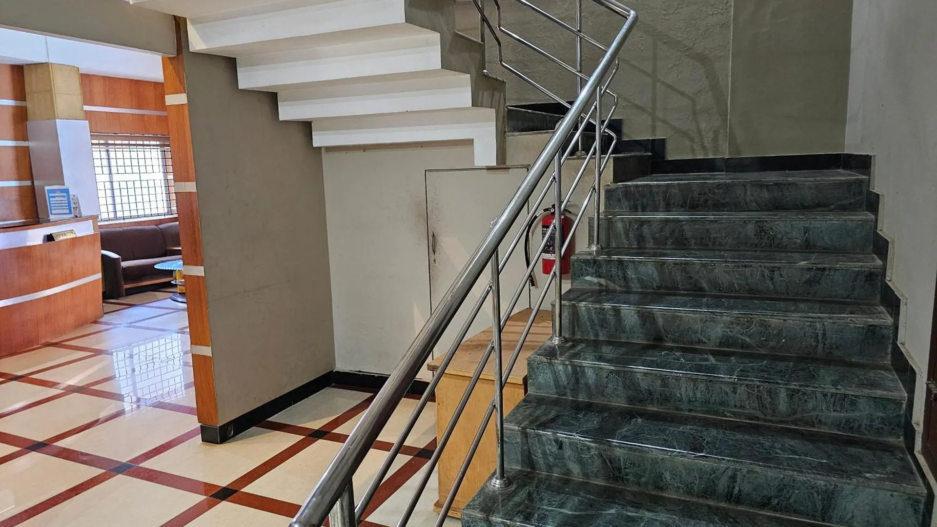 Deira City Residency Kāsaragod الهند